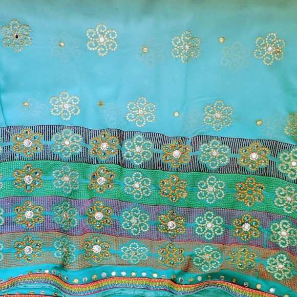 Saree - Picture 5 of 6